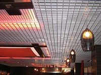 Подвесной потолок Грильято с люстрами. Фото 14