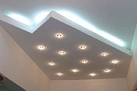 Потолок из гипсокартона с подсветкой. Фото 37
