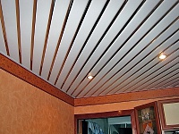 Подвесной реечный потолок. Фото 16