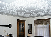 Потолок из полистирола в комнате. Фото 14