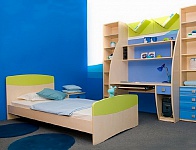 Синие крашеные стены в детской комнате. Фото 12